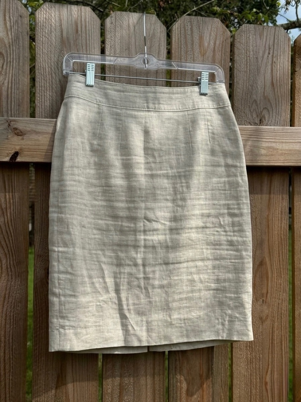 Banana Republic LINEN Pencil Skirt Women’s size 2 Knee Length Classic Neutral